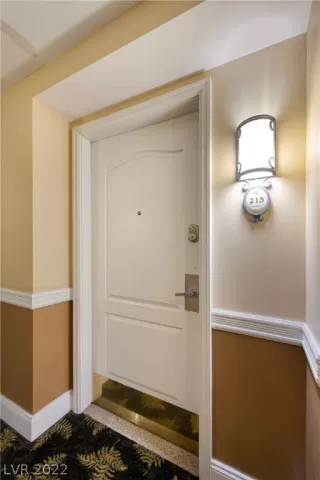 Photo #2: 2365034 Listing