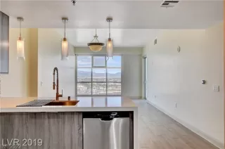 Photo #2: 2365064 Listing 