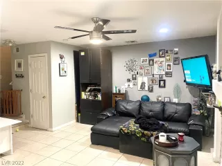 Photo #1: 2365069 Listing