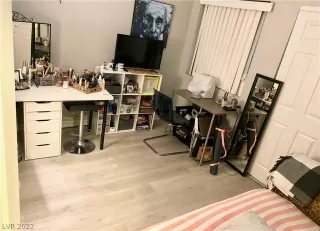 Photo #2: 2365069 Listing