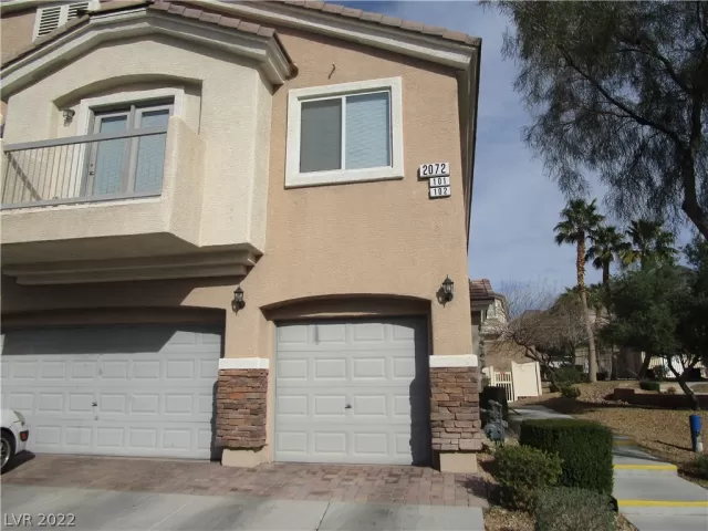 MLS: 2365088 Condo For Sale