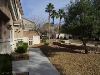 Photo #1: 2365088 Listing