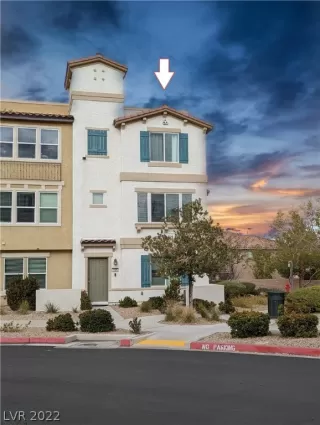 Photo #1: 2365120 Listing