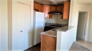 Photo #6: 2365139 Listing 