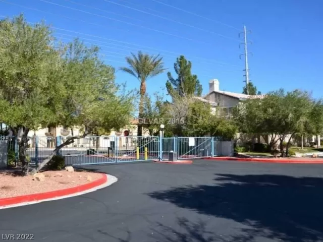 MLS: 2365174 Condo For Sale