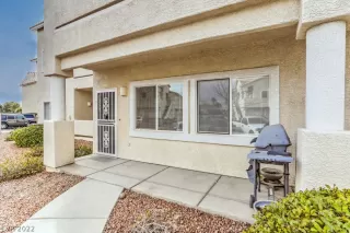 Photo #6: 2365231 Listing