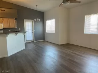 Photo #2: 2365314 Listing 