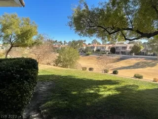 Photo #6: 2365414 Listing