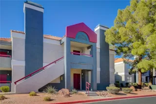 Photo #1: 2365431 Listing 