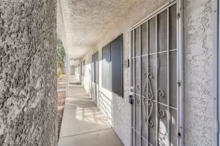 Photo #2: 2365438 Listing 