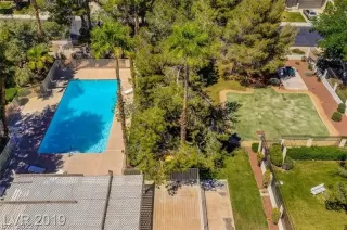 Photo #1: 2365451 Listing