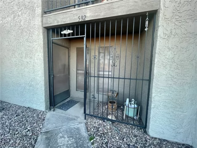 MLS: 2365490 Condo For Sale