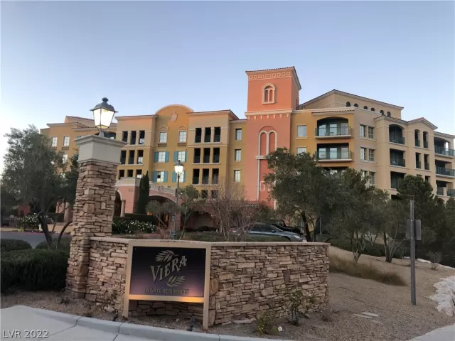 MLS: 2365491 Condo For Sale