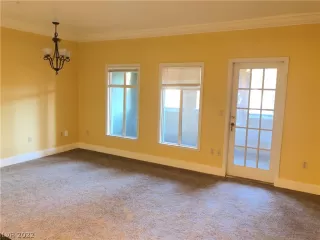 Photo #2: 2365491 Listing 