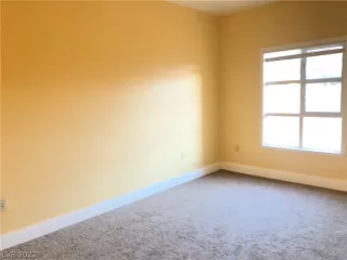 Photo #6: 2365491 Listing 