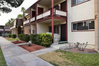 Photo #6: 2365521 Listing