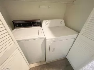 Photo #3: 2365537 Listing 