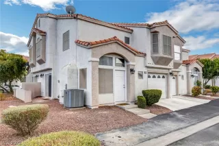 Photo #2: 2365557 Listing 