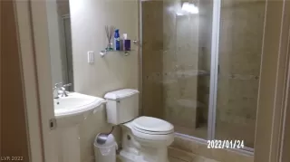 Photo #5: 2365559 Listing 