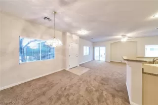 Photo #5: 2365563 Listing 