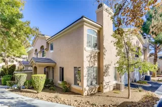 Photo #1: 2365585 Listing 