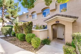 Photo #2: 2365585 Listing 