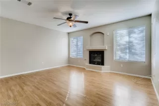 Photo #3: 2365585 Listing 