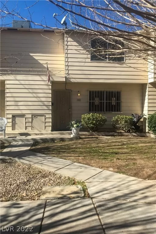 MLS: 2365588 Condo For Sale