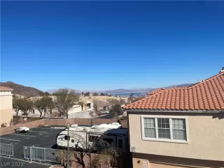 Photo #3: 2365589 Listing