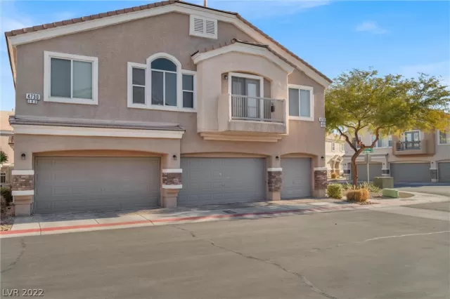 MLS: 2365612 Condo For Sale