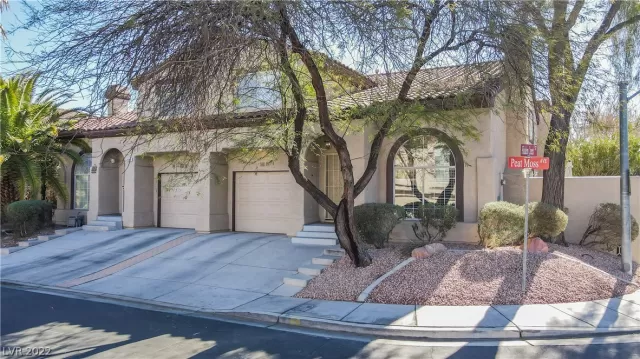 MLS: 2365664 Condo For Sale