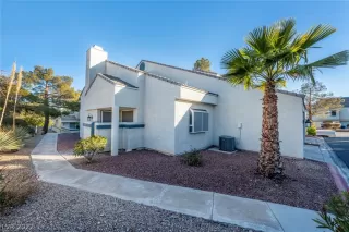 Photo #1: 2365666 Listing