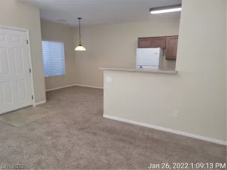 Photo #5: 2365703 Listing 