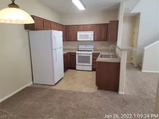 Photo #6: 2365703 Listing 