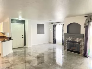 Photo #3: 2365719 Listing 