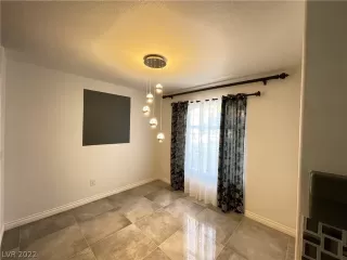 Photo #5: 2365719 Listing 