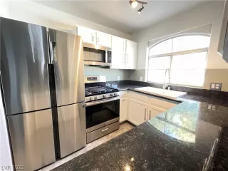 Photo #6: 2365719 Listing 