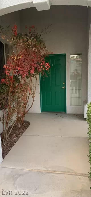 Photo #2: 2365761 Listing 