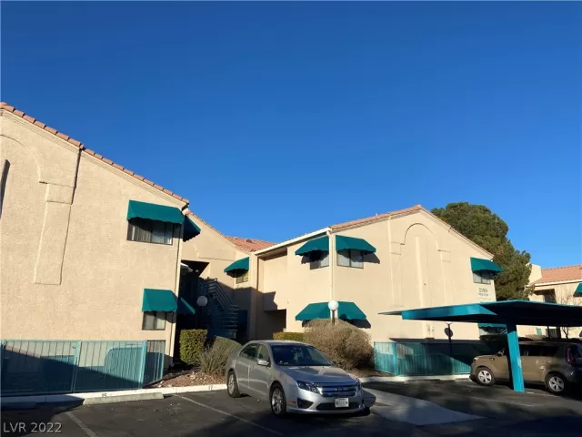 MLS: 2365777 Condo For Sale