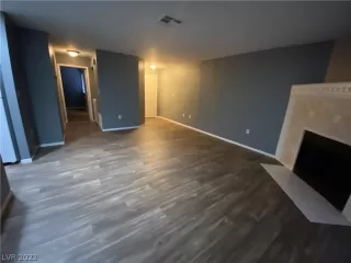 Photo #4: 2365777 Listing 