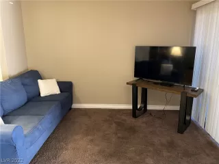 Photo #2: 2365787 Listing