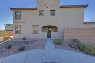 Photo #1: 2365799 Listing 