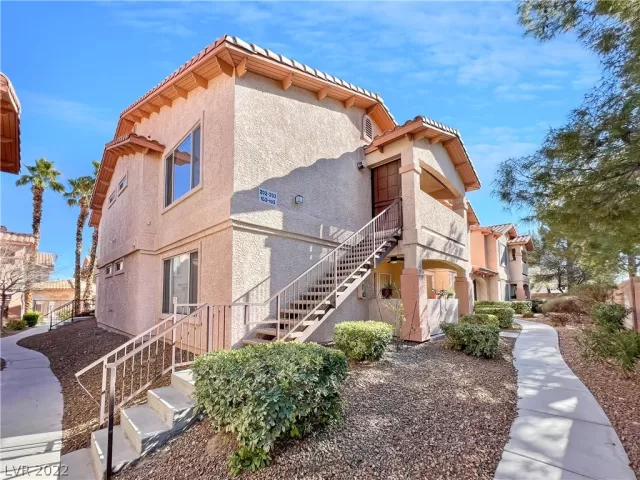 MLS: 2365867 Condo For Sale