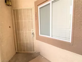 Photo #1: 2365873 Listing