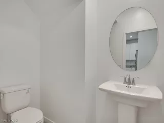 Photo #3: 2365967 Listing