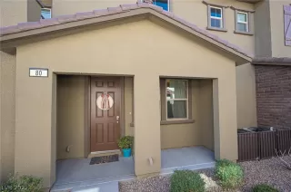 Photo #1: 2366017 Listing