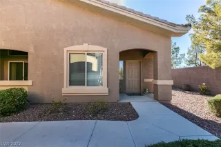 Photo #1: 2366035 Listing 