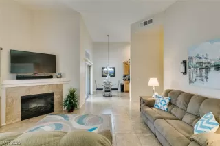 Photo #2: 2366035 Listing 