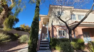 Photo #1: 2366091 Listing