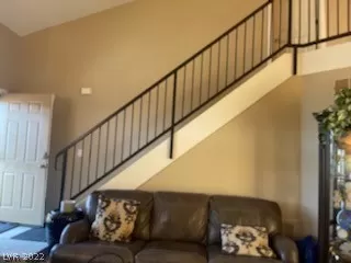 Photo #2: 2366213 Listing 